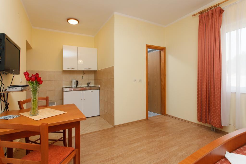 Apartments Vukusic Zaboric Oda fotoğraf