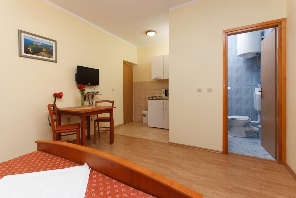 Apartments Vukusic Zaboric Oda fotoğraf