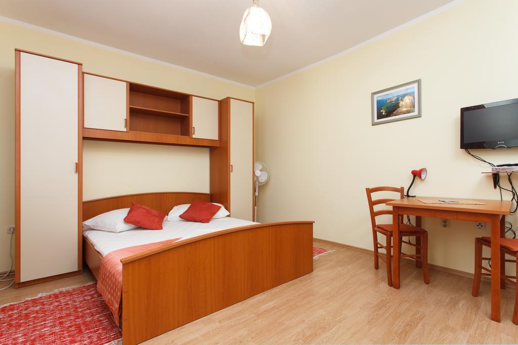 Apartments Vukusic Zaboric Oda fotoğraf