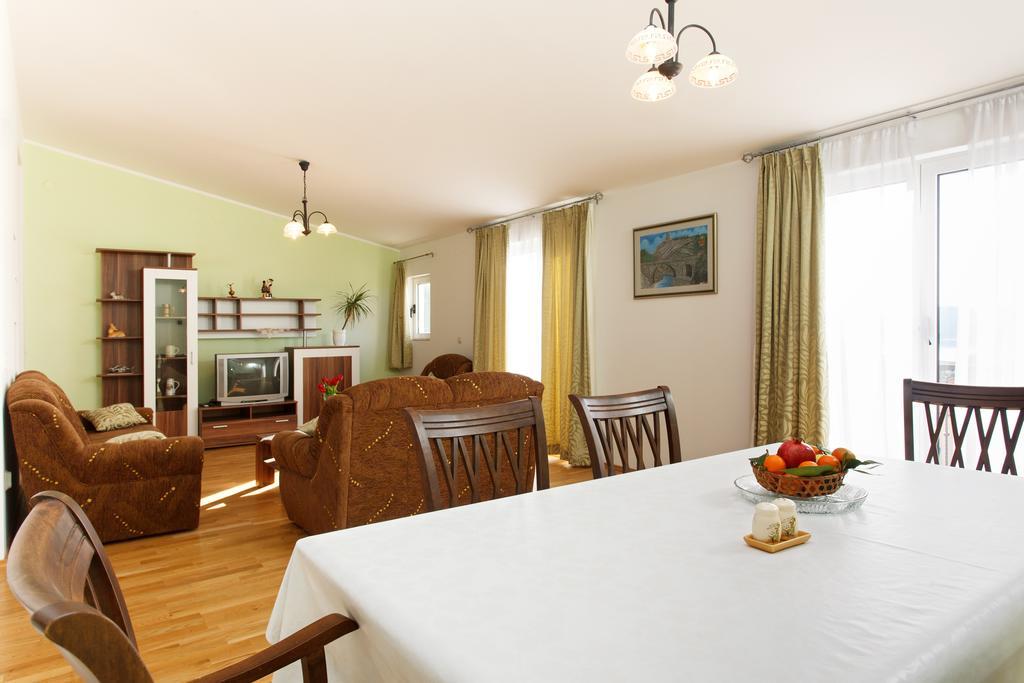 Apartments Vukusic Zaboric Oda fotoğraf
